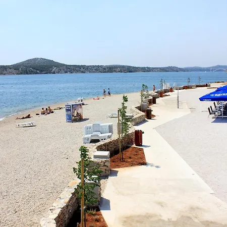 Apartament With Wifi - 22002